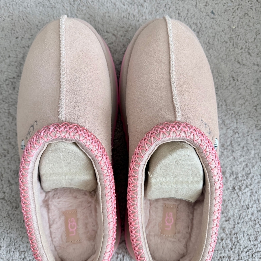 UGG  Light Pink Platform Slip-On Clog - Picture 2 of 4